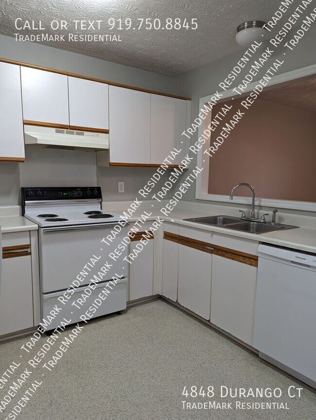 Building Photo - 4848 Durango Ct