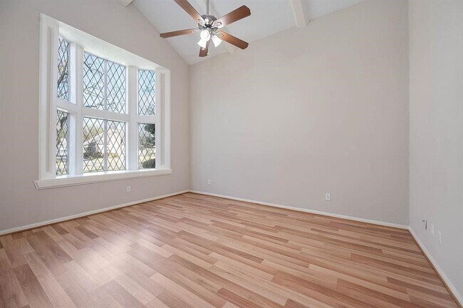 Building Photo - 9311 New Forest Rd