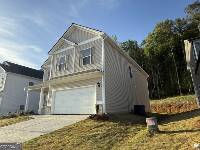 Building Photo - 121 Sycamore Ln