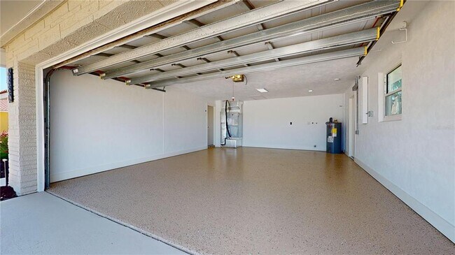 Building Photo - 6380 3rd Palm Point