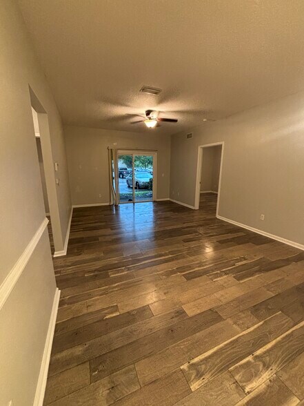 Building Photo - 2671 Golden Lake Loop