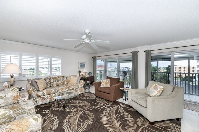 Building Photo - 1477 Park Beach Cir
