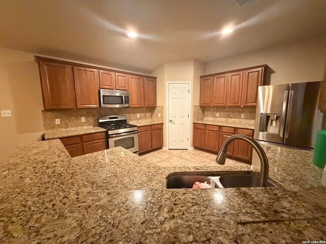 Building Photo - 8527 Winchester Way