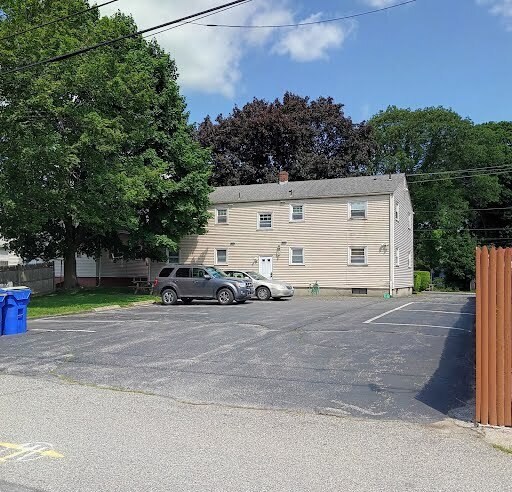 Building Photo - 271 Walcott St