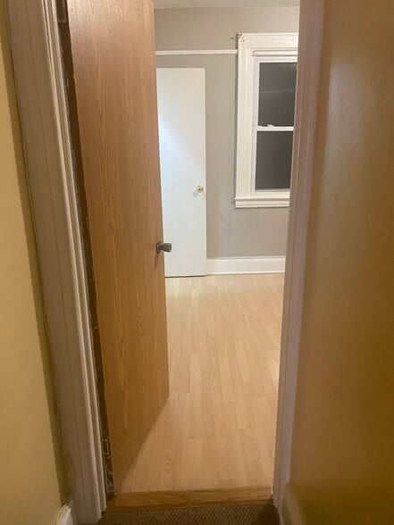 Bedroom with Walk in Closet, in wall storage and Attic space - 9036 205th St