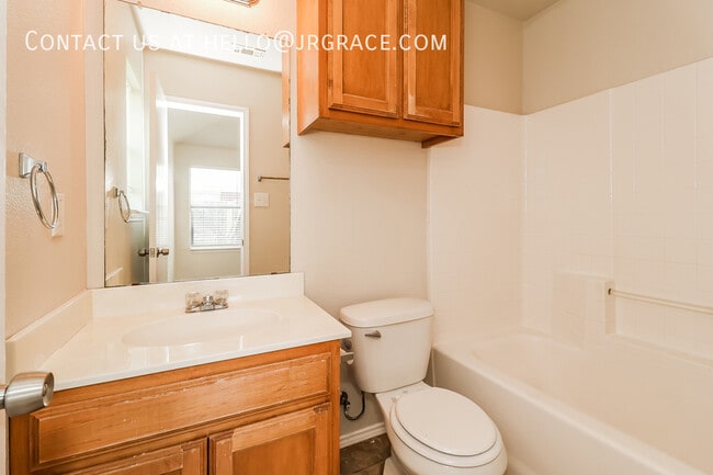 Building Photo - 136 Stewart Bend Ct