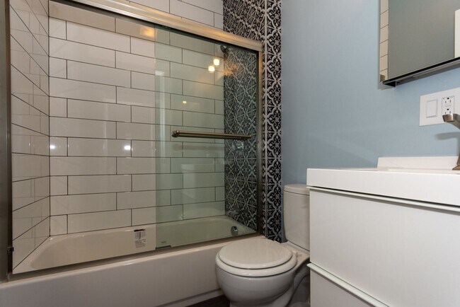 Building Photo - Kenmore Square Brownstone