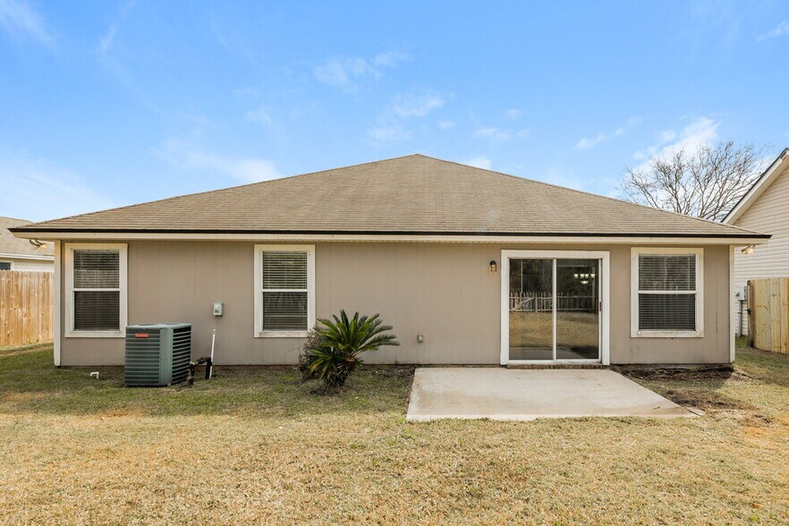 Building Photo - 12746 Brown Jersey Ct