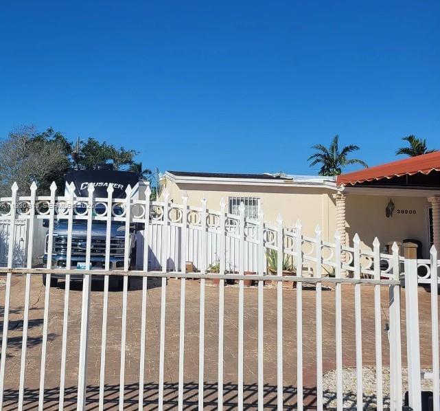 Building Photo - 28900 SW 154th Ave