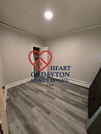 Building Photo - 1734 E 3rd St