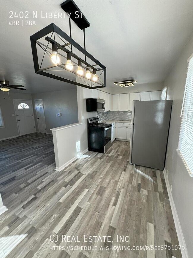 Building Photo - 2402 N Liberty St