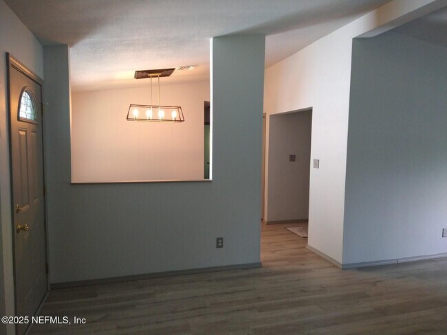 Building Photo - 8201 Hall Ln