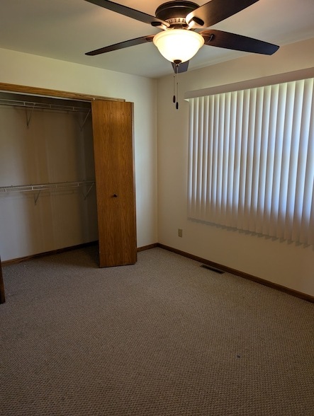 Building Photo - 709 Burgess Dr