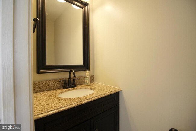 Building Photo - 7831 Gum Springs Village Dr