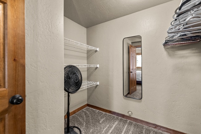 Building Photo - 254 Goat Trail