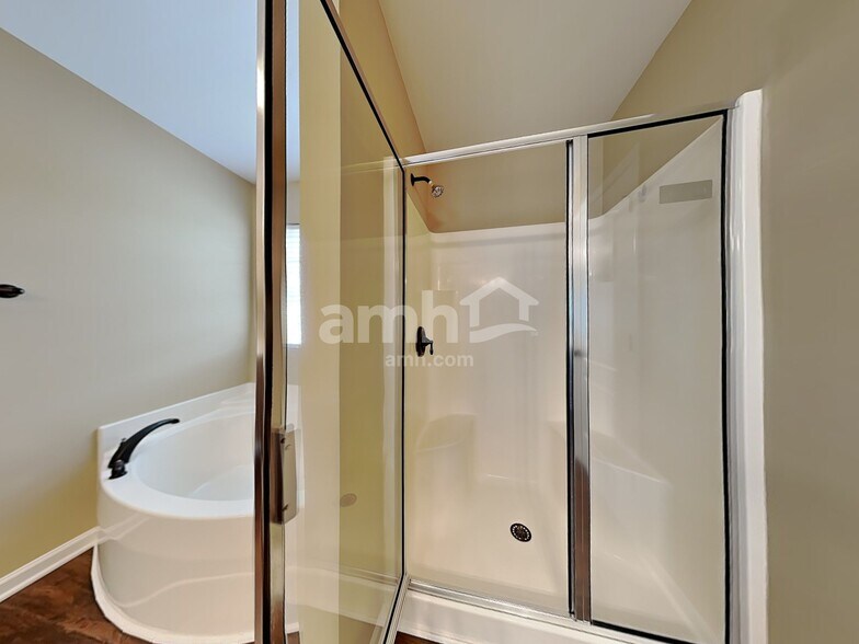 Building Photo - 2308 Sage Crossing Rd