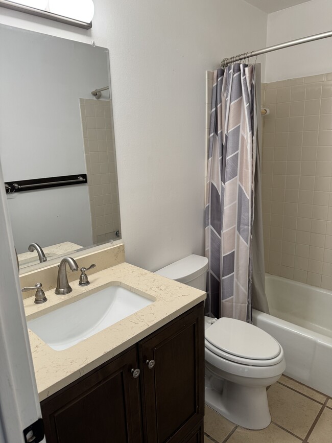 Shower/Tub in both bathrooms - 335 Fantail Loop