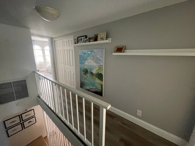 Building Photo - 1861 SE 4th St