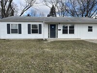 Building Photo - 8120 Gilmore Rd