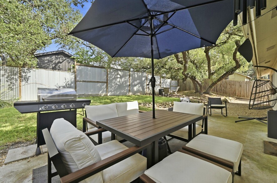 Building Photo - 7806 Lowdes Dr