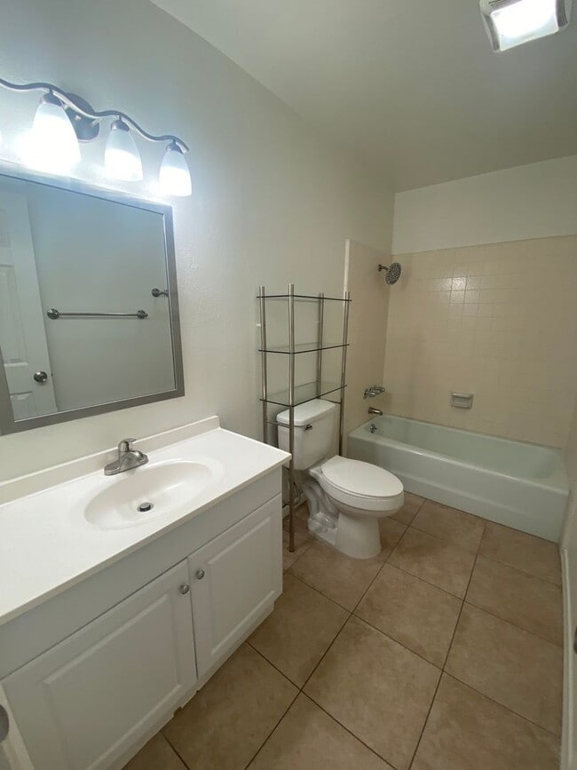Building Photo - 4424 Texas St