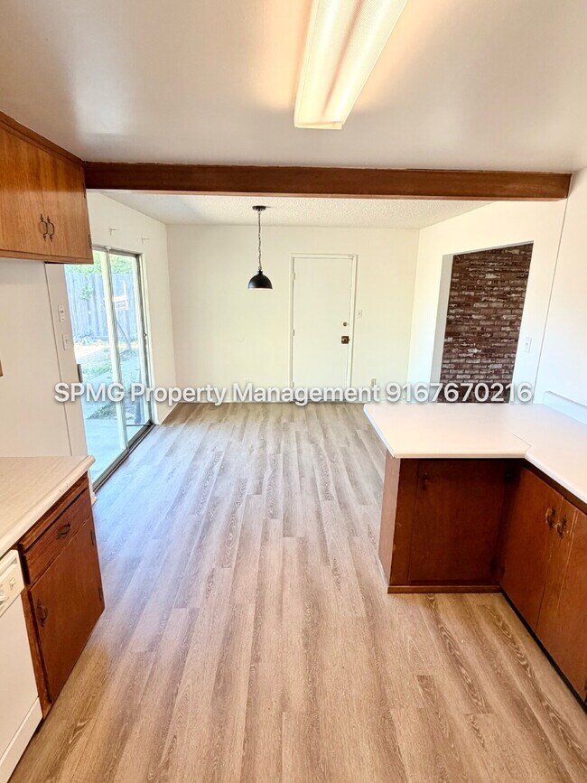 Building Photo - 3 Bedroom Sacramento Rental with Large Yard