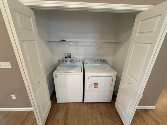 Building Photo - New Build Duplex in the heart of Washington IL