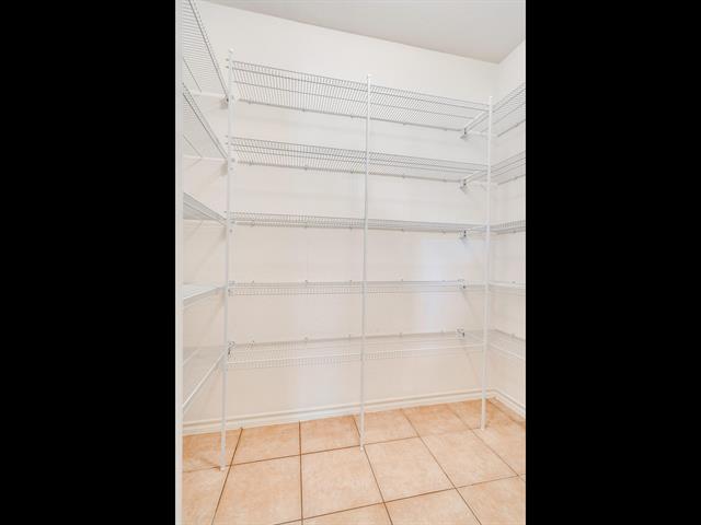 Building Photo - 7721 Willow Ridge Dr