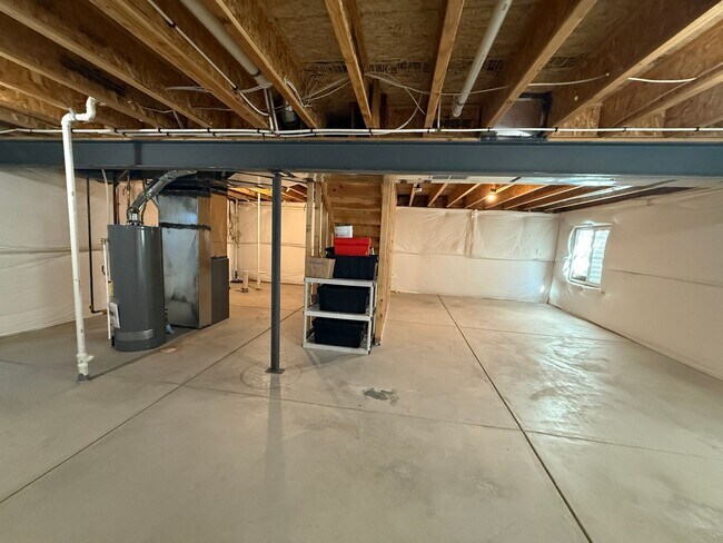 Building Photo - 3 Bed, 3 Bath Home in Forrest Meadows! – M...