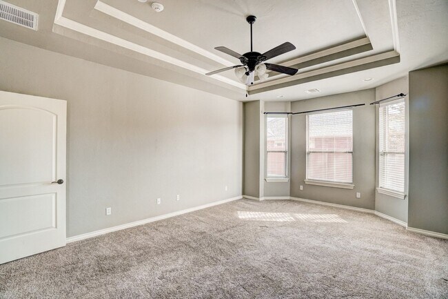 Building Photo - Bright & Spacious 3-Bed, 3.5 Bath Corner-Lot Home in Deer Creek Schools with Chef’s Kitchen & Bon...