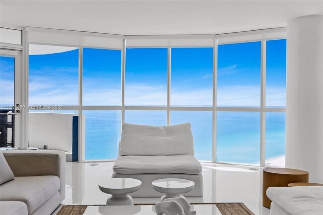 Building Photo - 6301 Collins Ave