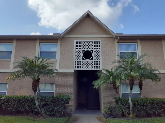 Primary Photo - 2408 Barley Club Ct