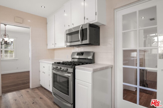 Building Photo - 4900 Ethel Ave