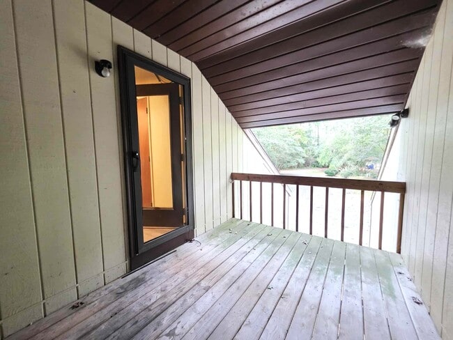 Building Photo - 7535 Carmen Ct