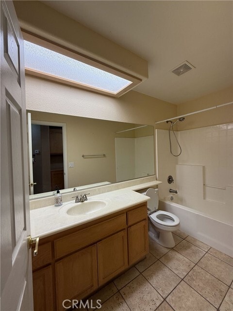 Building Photo - 6585 Escondido Ave