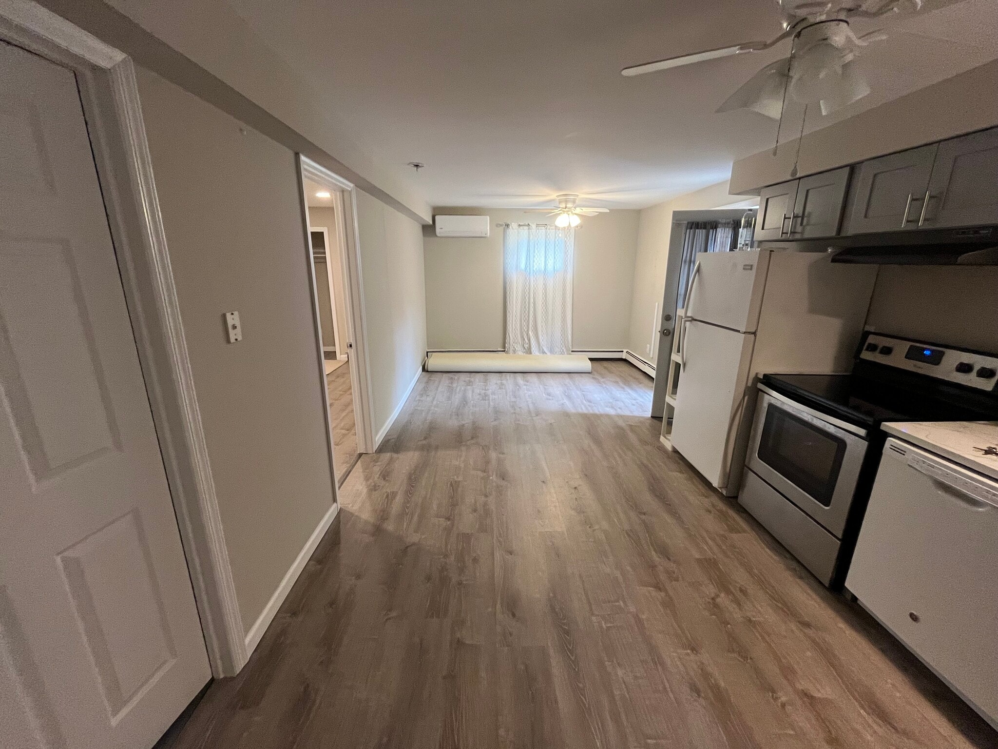 Building Photo - 40 Old Northport Rd