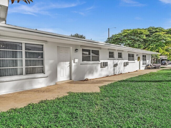 Building Photo - 2193 NE 172nd St