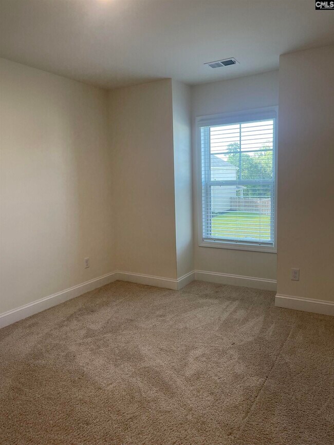 Building Photo - 659 Honeydew Dr