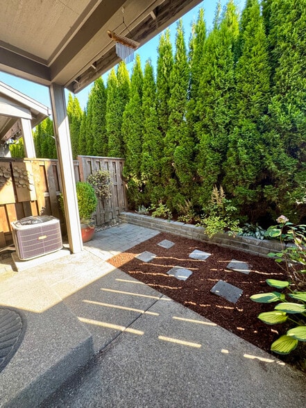 Building Photo - 13582 SW Beach Plum Terrace