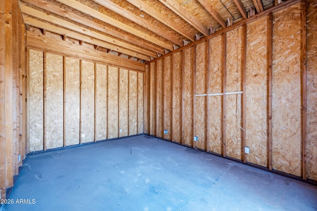 Building Photo - 3905 W Almeria Rd