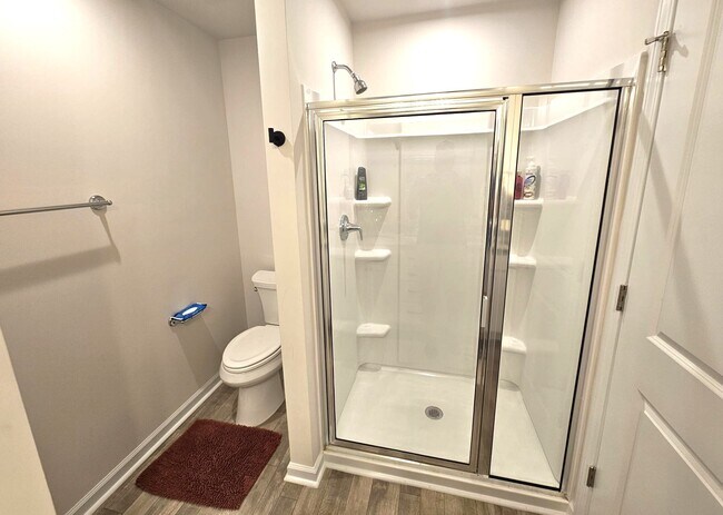 Building Photo - 698 Oak Br Pl