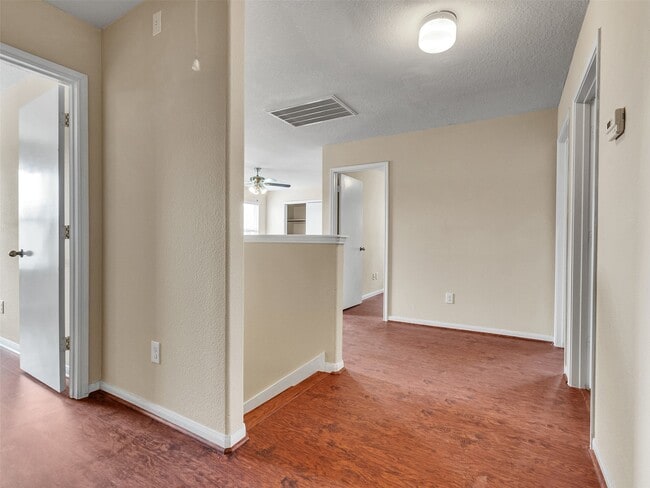 Building Photo - 5018 Blue Spruce Hill St