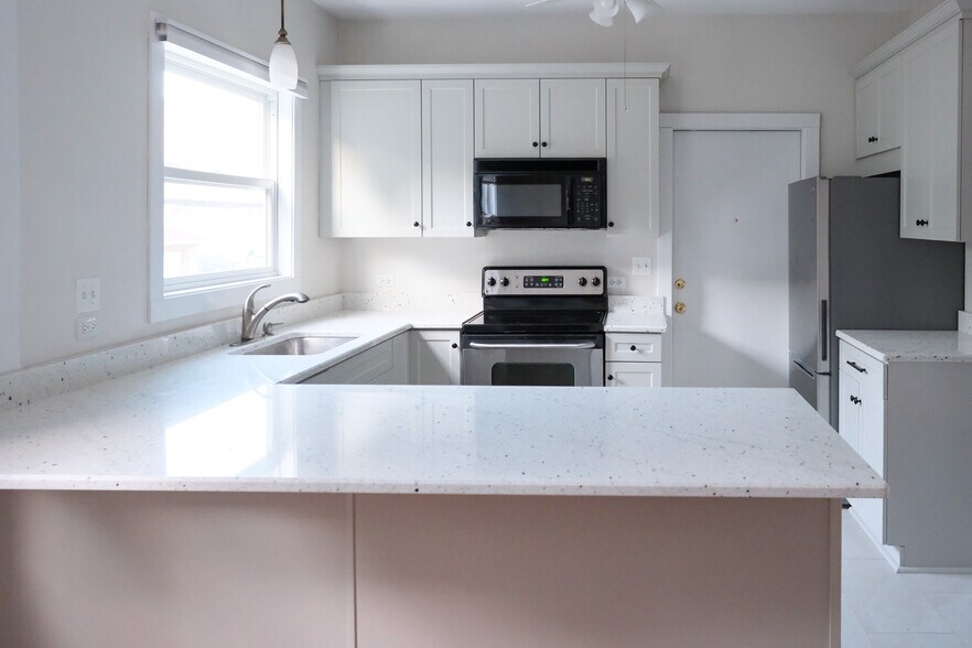 Brand New Kitchen - 117 N West St
