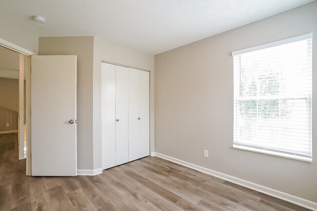 Building Photo - Spacious 3-Bedroom Home in Smyrna