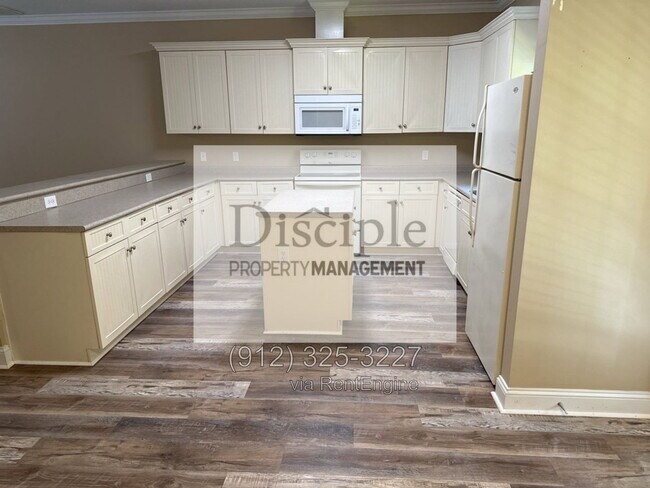 Building Photo - 67 Landing Way