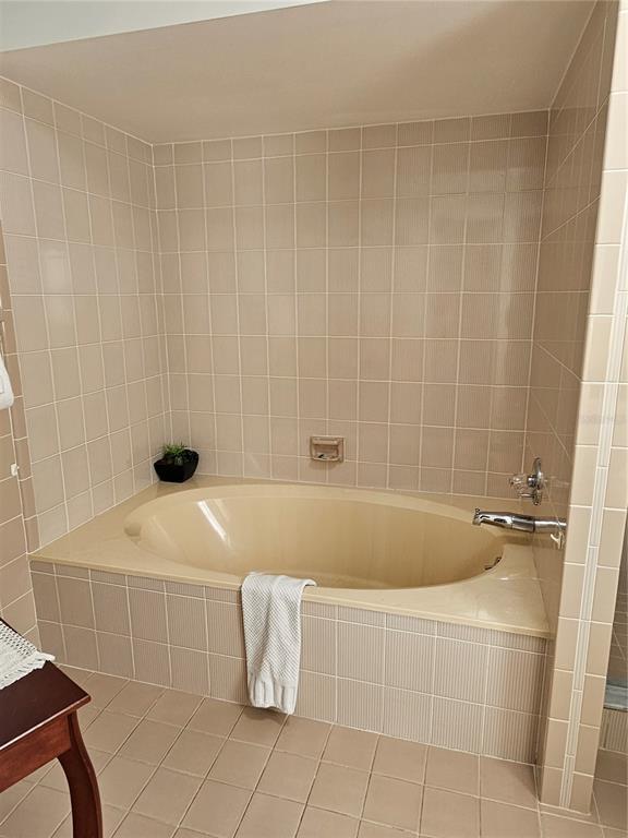 Building Photo - 1745 Foxcreek Ln