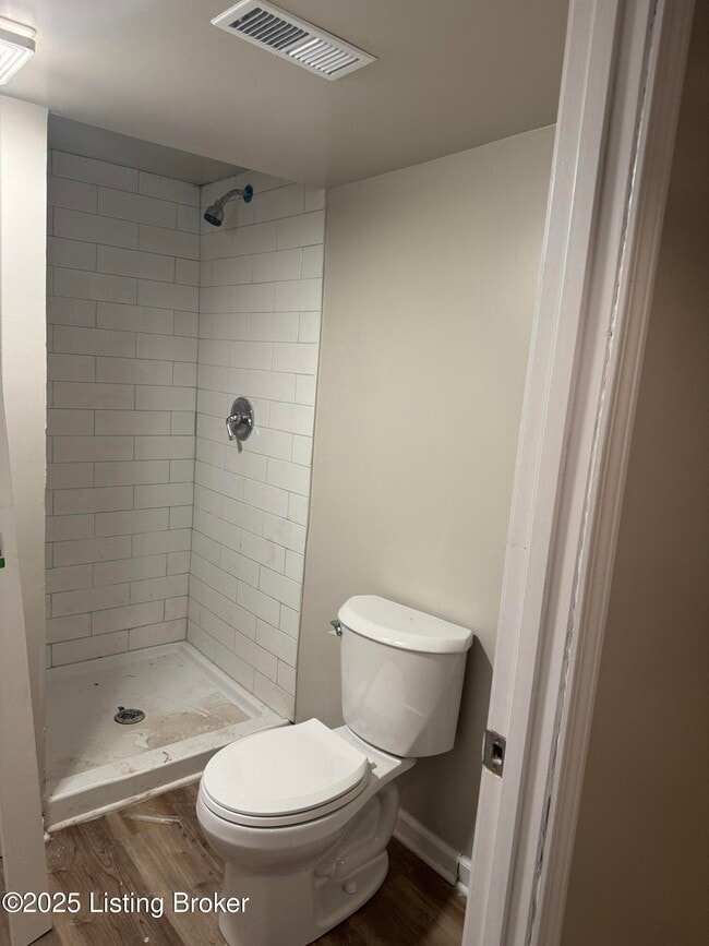 Building Photo - 104 N 45th St