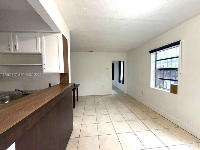 Building Photo - 800 NW 56th St