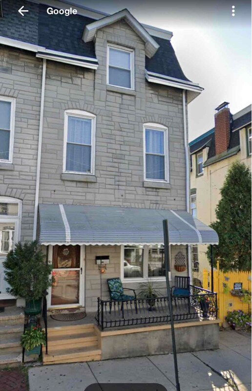Primary Photo - 818 Douglass St