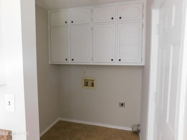 Building Photo - 5431 Nail Rd